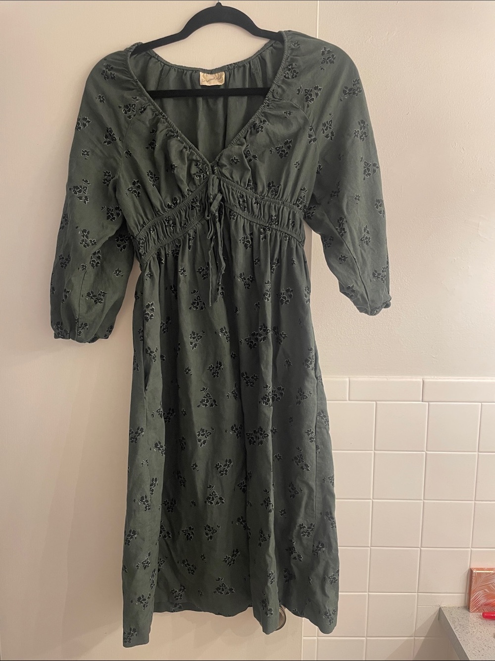 Universal Thread Olive Green V‑Neck Embroidered Midi Dress